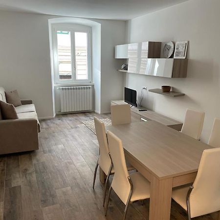 Casa Vacanze Ginevra 1 Τεργέστη Εξωτερικό φωτογραφία