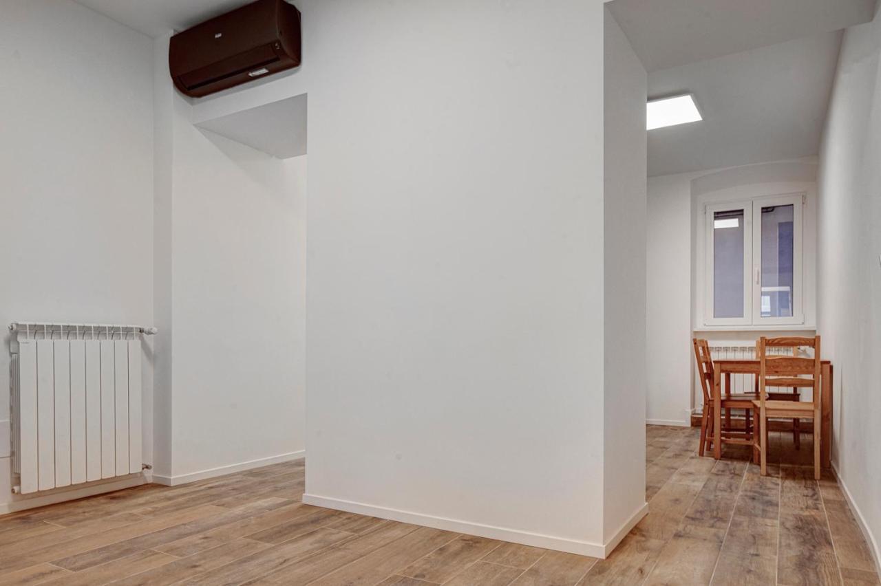 Casa Vacanze Ginevra 1 Τεργέστη Εξωτερικό φωτογραφία