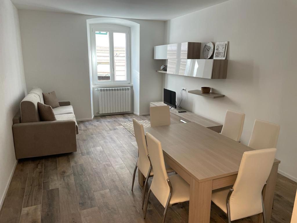 Casa Vacanze Ginevra 1 Τεργέστη Εξωτερικό φωτογραφία